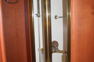 Wine Knot 39ft Silverton Yacht For Sale