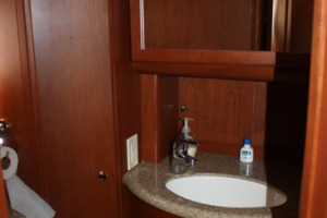 Wine Knot 39ft Silverton Yacht For Sale