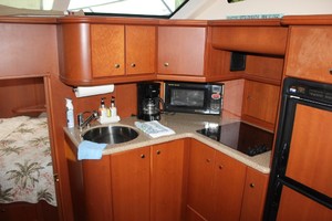 Wine Knot 39ft Silverton Yacht For Sale