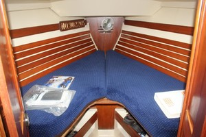 Callisto 33ft Pearson Yacht For Sale