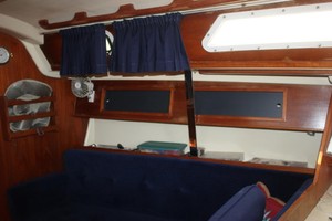 Callisto 33ft Pearson Yacht For Sale