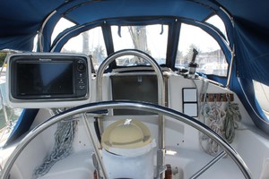 Callisto 33ft Pearson Yacht For Sale