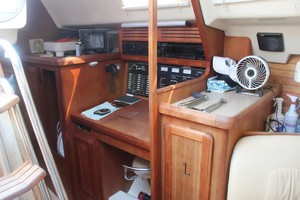Paranon 42ft Hunter Yacht For Sale