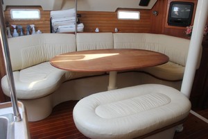 Paranon 42ft Hunter Yacht For Sale
