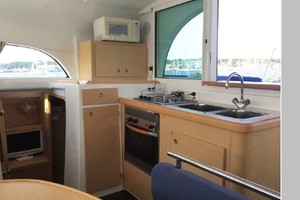 Lola Dos 38ft Lagoon Yacht For Sale