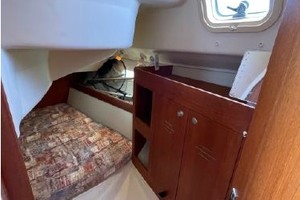 Blue Heron 32ft Hunter Yacht For Sale