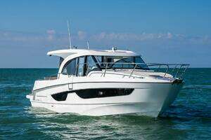2026 Beneteau Antares 11 thumbnail 5