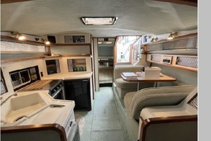 Bay Dancer 34ft Sea Ray Yacht For Sale