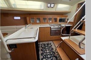 Seaquel 37ft Marlow Hunter Yacht For Sale