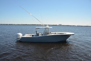 Tidewater 320 CC - Exterior Profile