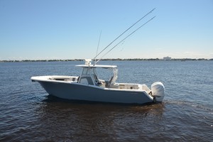 Tidewater 320 CC - Exterior Profile