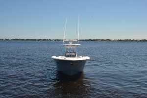 Tidewater 320 CC - Exterior Profile