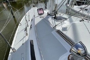 Bonnie Dew 36ft Catalina Yacht For Sale