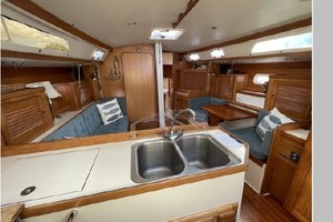 Bonnie Dew 36ft Catalina Yacht For Sale