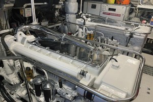 De Vries Lentsch 95 - Sea Czar - Engine Room