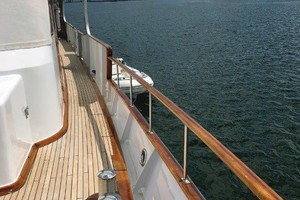 De Vries Lentsch 95 - Sea Czar - Passageway
