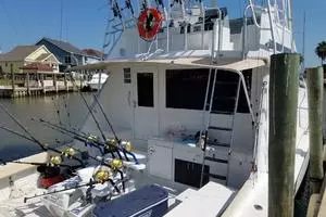 1988 Hatteras Convertible thumbnail 4