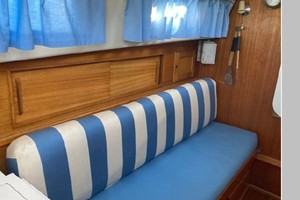 L Etoile de Mer 27ft Bristol Yacht For Sale