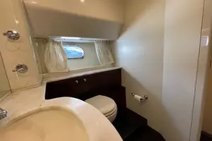 2001 Ferretti Yachts 680 thumbnail 29