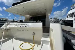 2001 Ferretti Yachts 680 thumbnail 5