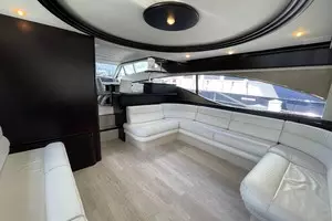 2001 Ferretti Yachts 680 thumbnail 14