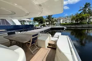 2001 Ferretti Yachts 680 thumbnail 8