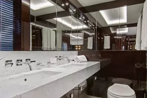2019 Sunseeker 86 Yacht thumbnail 38