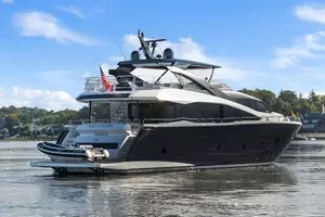 2019 Sunseeker 86 Yacht thumbnail 8