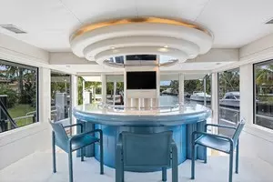 1989 Oceanfast Motor Yacht thumbnail 17
