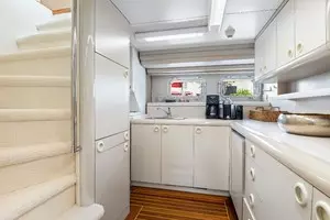 1989 Oceanfast Motor Yacht thumbnail 30