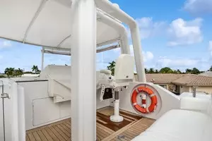 1989 Oceanfast Motor Yacht thumbnail 15