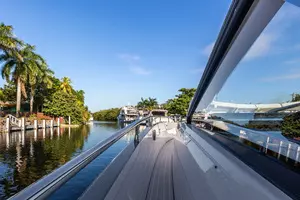 2022 Azimut Azimut Verde 47 thumbnail 9