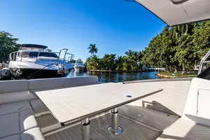 2022 Azimut Azimut Verde 47 thumbnail 16