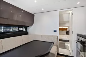 2022 Azimut Azimut Verde 47 thumbnail 24