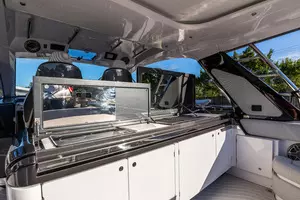 2022 Azimut Azimut Verde 47 thumbnail 14