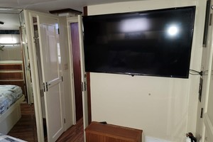 Photo 2146790 for 1982 Hatteras Motoryacht  