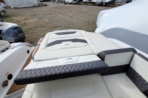 Photo 2278329 for 2018 Monterey 298SS Another Dilemma 