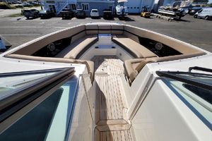 Photo 2252674 for 2018 Sea Ray SLX 350 KNOTTY GIRL 