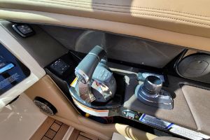 Photo 2252682 for 2018 Sea Ray SLX 350 KNOTTY GIRL 