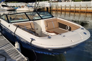 Photo 2257179 for 2016 Sea Ray 290 Sundeck  