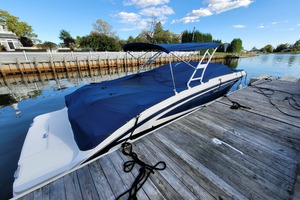 Photo 2257131 for 2016 Sea Ray 290 Sundeck  