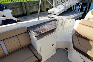 Photo 2257139 for 2016 Sea Ray 290 Sundeck  