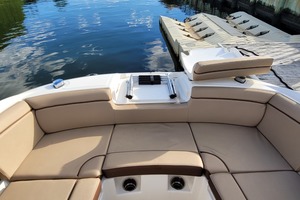 Photo 2257154 for 2016 Sea Ray 290 Sundeck  