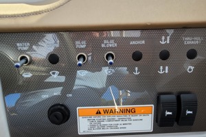 Photo 2257172 for 2016 Sea Ray 290 Sundeck  