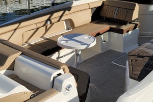 Photo 2257181 for 2016 Sea Ray 290 Sundeck  