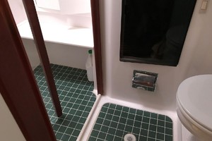 Photo 2251528 for 2005 Sabreline 47 Motor Yacht August 15th 