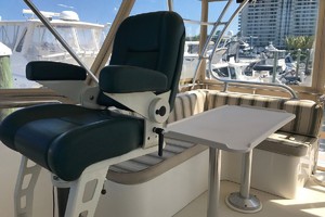 Photo 2251543 for 2005 Sabreline 47 Motor Yacht August 15th 