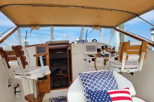 Photo 2253166 for 1995 Little Harbor 33 Express  