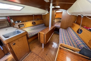 FASCINATION 29ft Beneteau Yacht For Sale