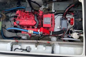 Tiara Yachts 33 - Dreams - Engine